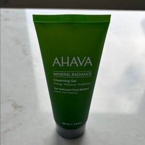 AHAVA Mineral Radiance Cleansing Gel in Green Tube - NEW